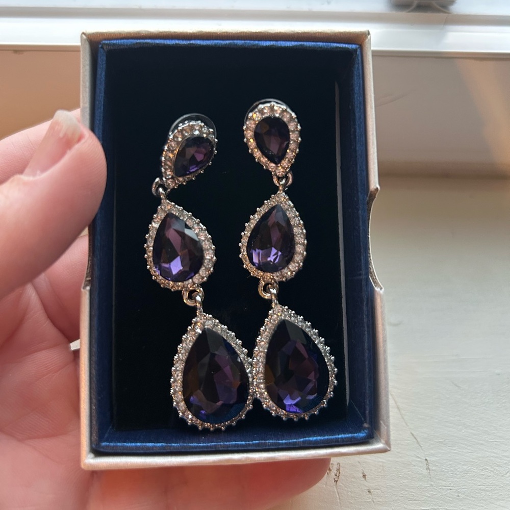 EleQueen Elegant Purple Teardrop Earrings